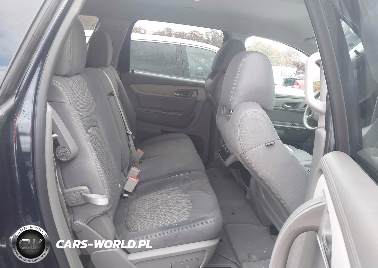 2015 Chevrolet Traverse Ls VIN:1GNKRFED5FJ117984 - 8