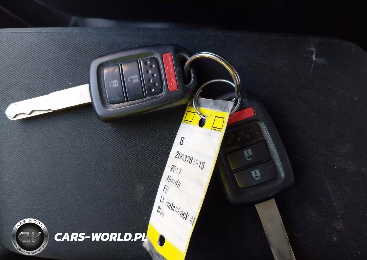 2017 Honda Fit Lx VIN:JHMGK5H53HS003933 - 11