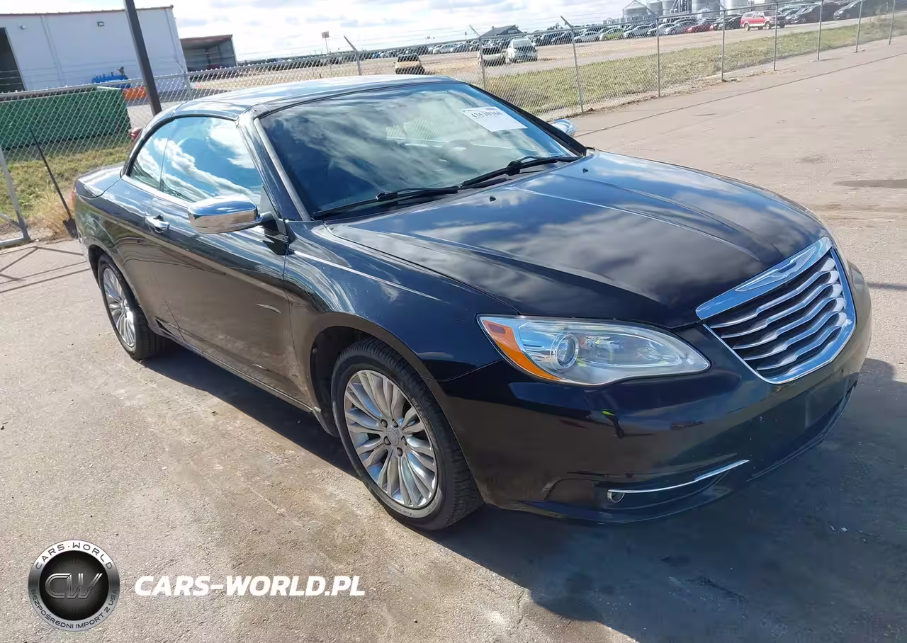 2011 Chrysler 200 Limited