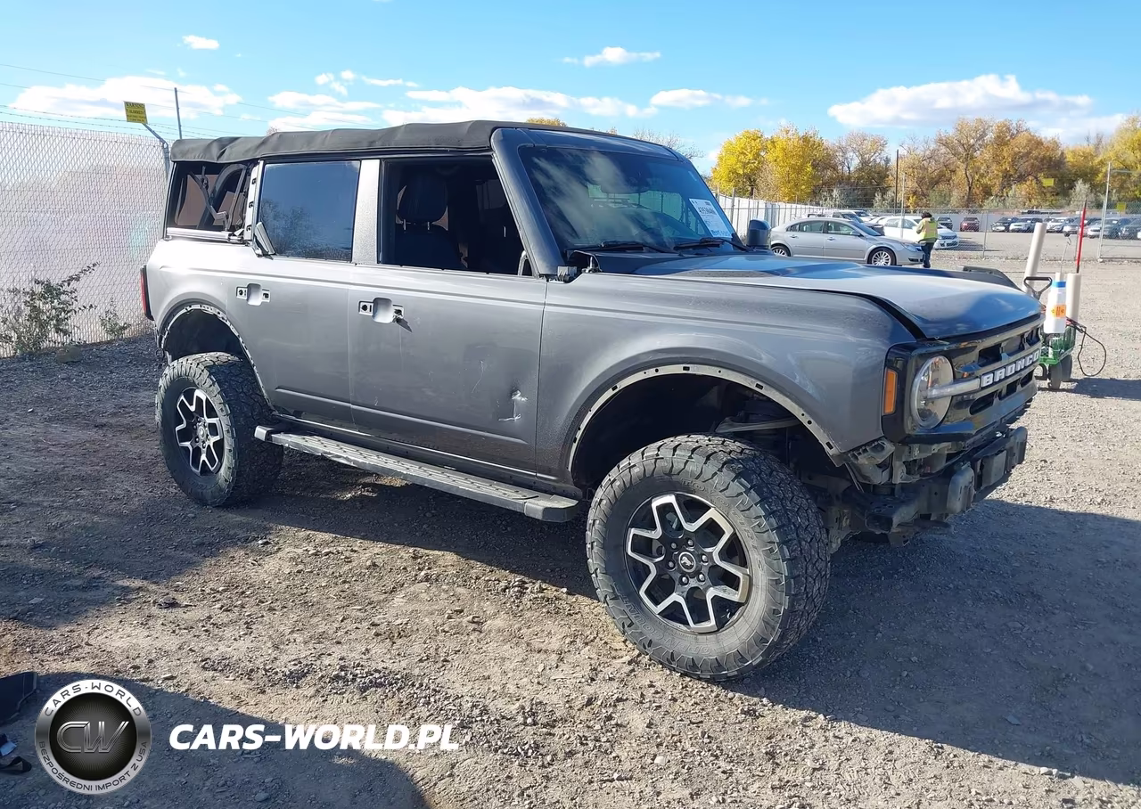 2022 Ford Bronco Outer Banks – zdjęcie 1 z 20