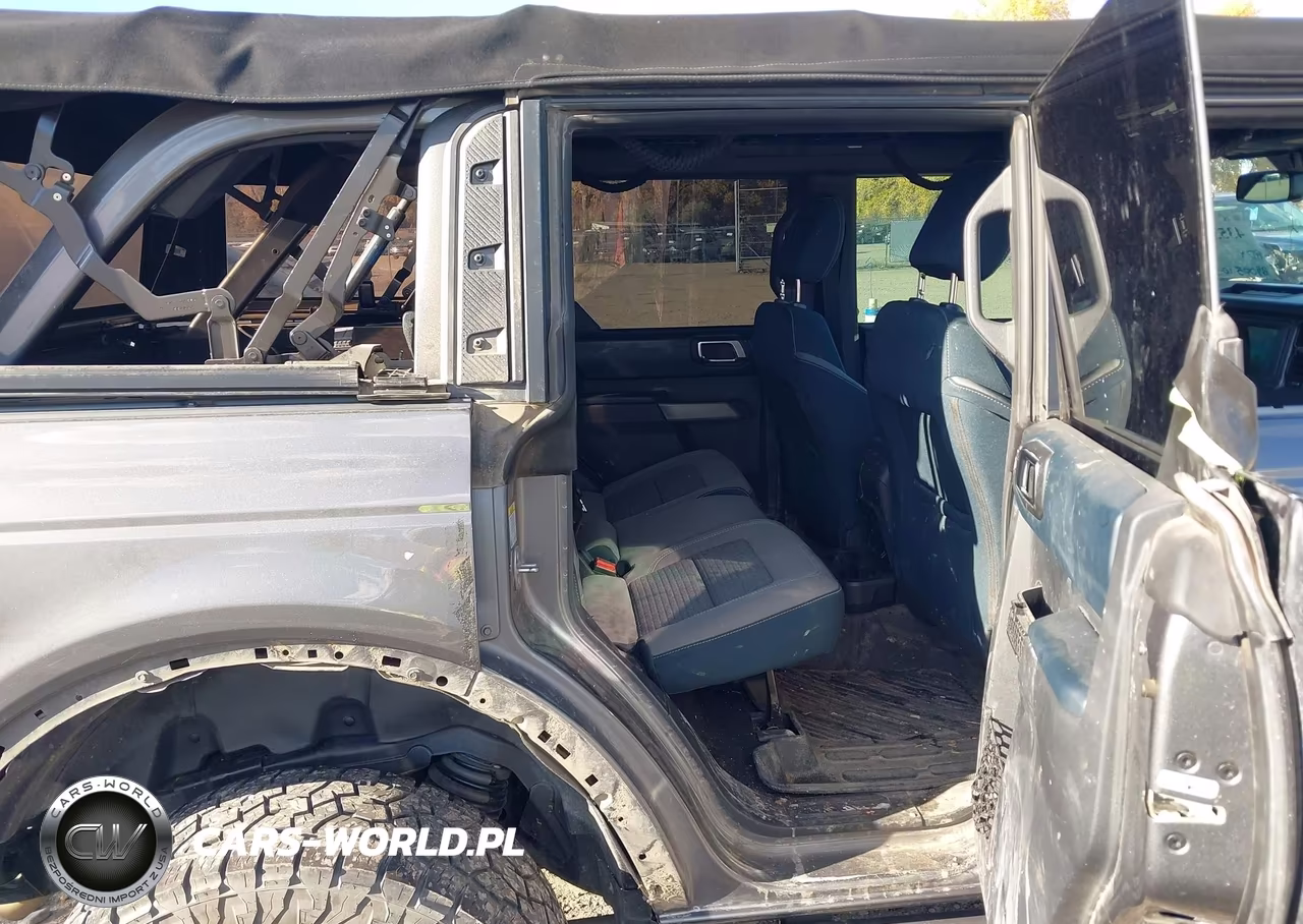 2022 Ford Bronco Outer Banks VIN:1FMDE5DH8NLB78790 - 8