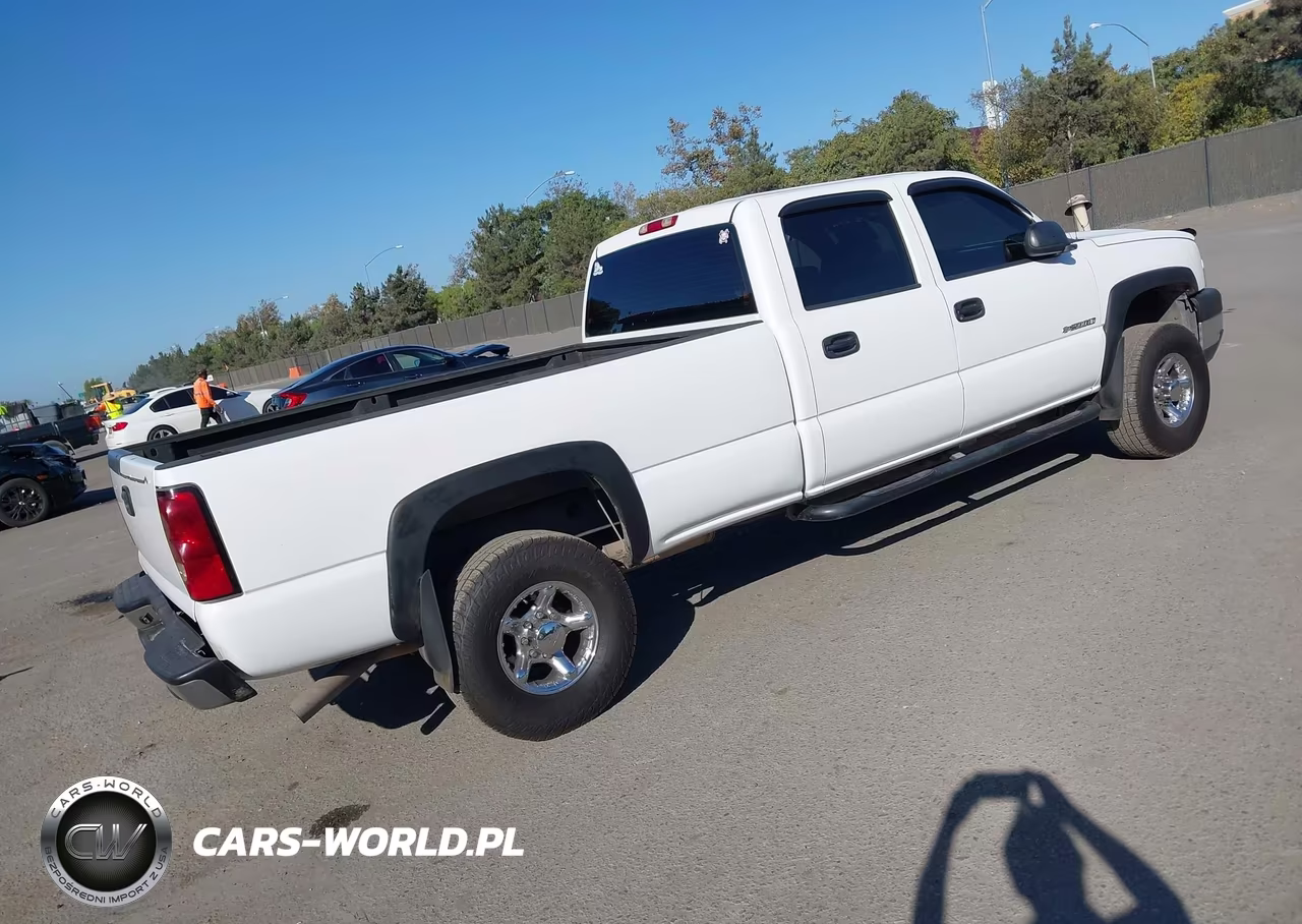2007 Chevrolet Silverado 2500Hd Classic Ls VIN:1GCHC23U97F198914 - 4