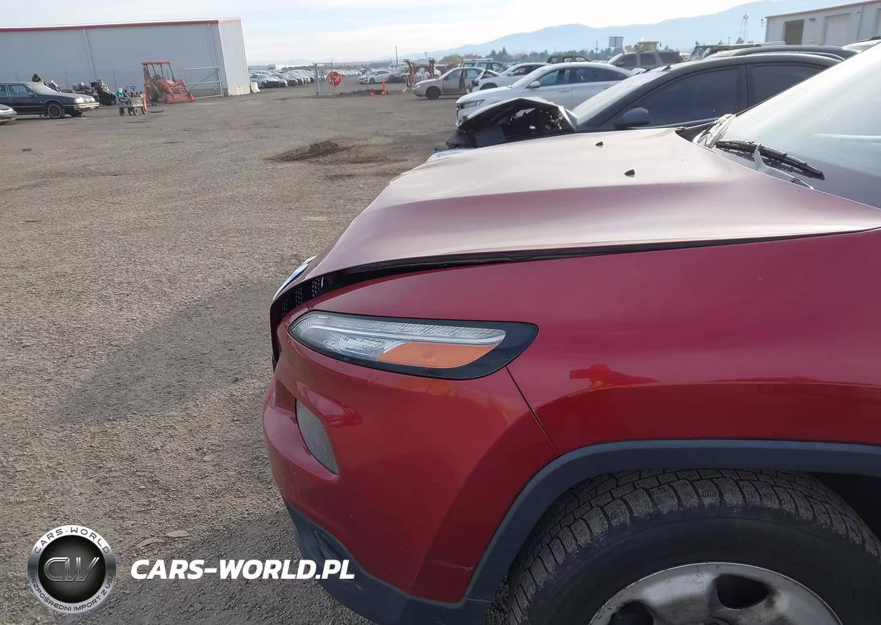 2014 Jeep Cherokee Sport VIN:1C4PJMAB7EW295718 - 6