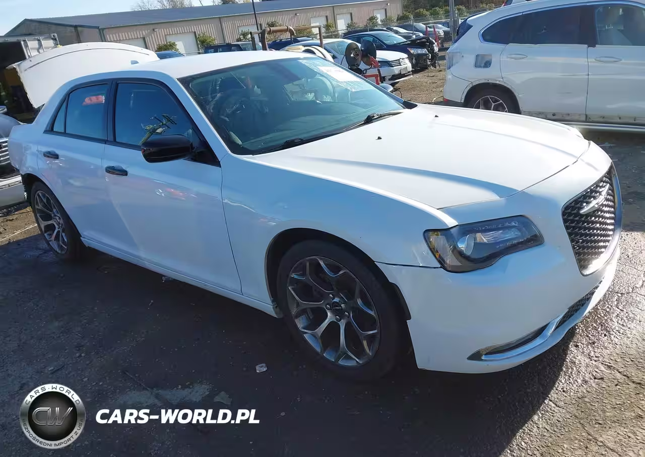 2018 Chrysler 300 Touring