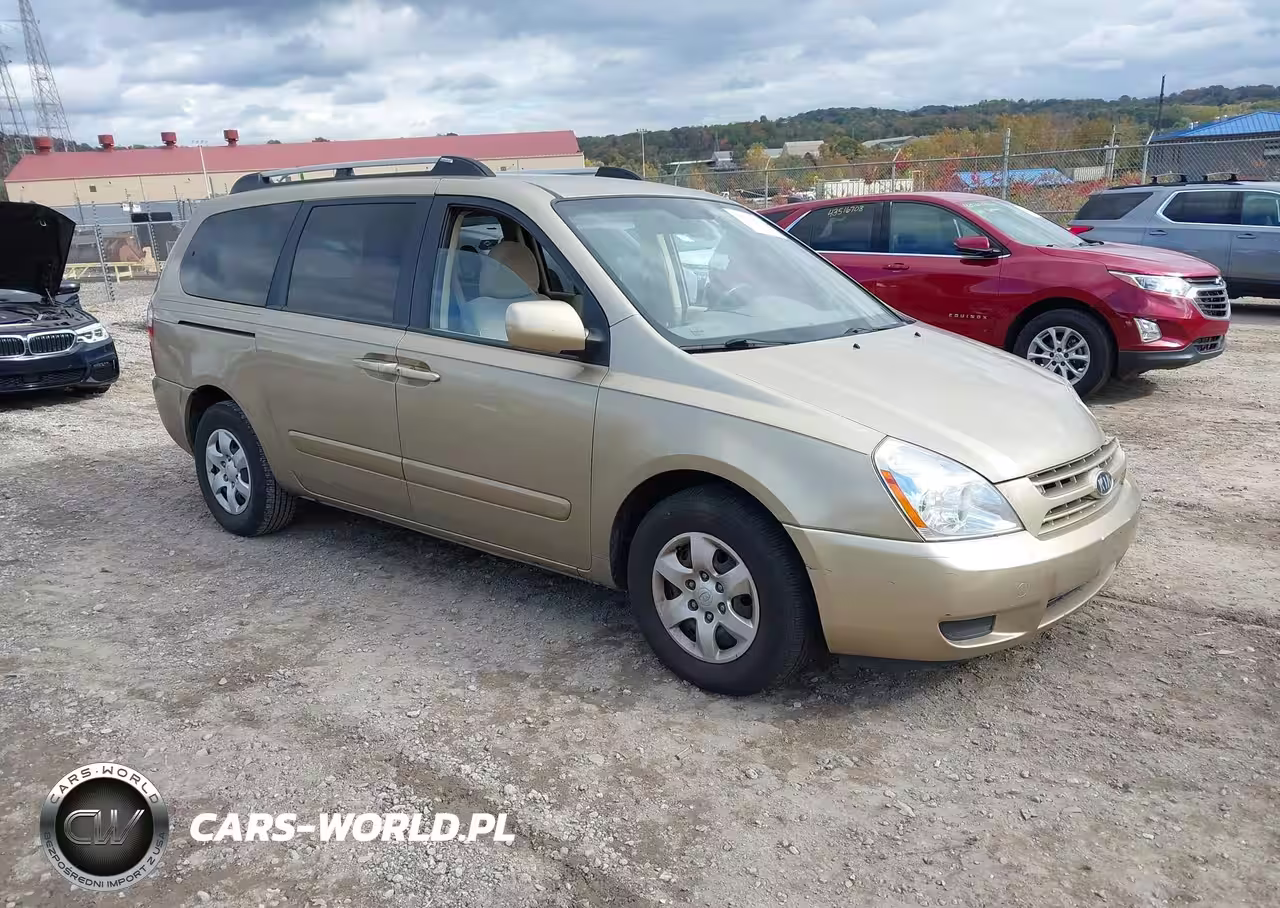 2008 Kia Sedona Lx