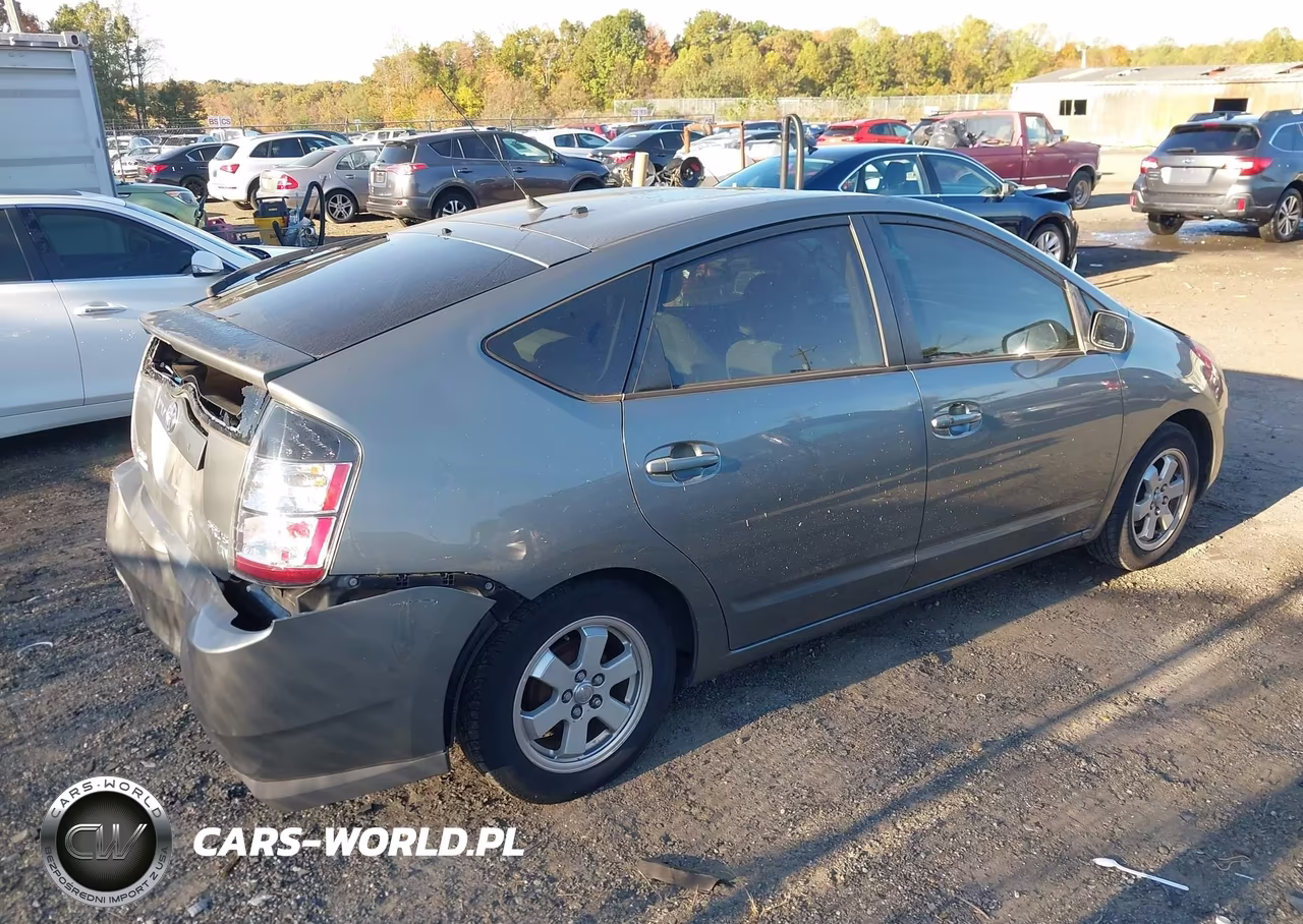 2005 Toyota Prius VIN:JTDKB20U953022716 - 4