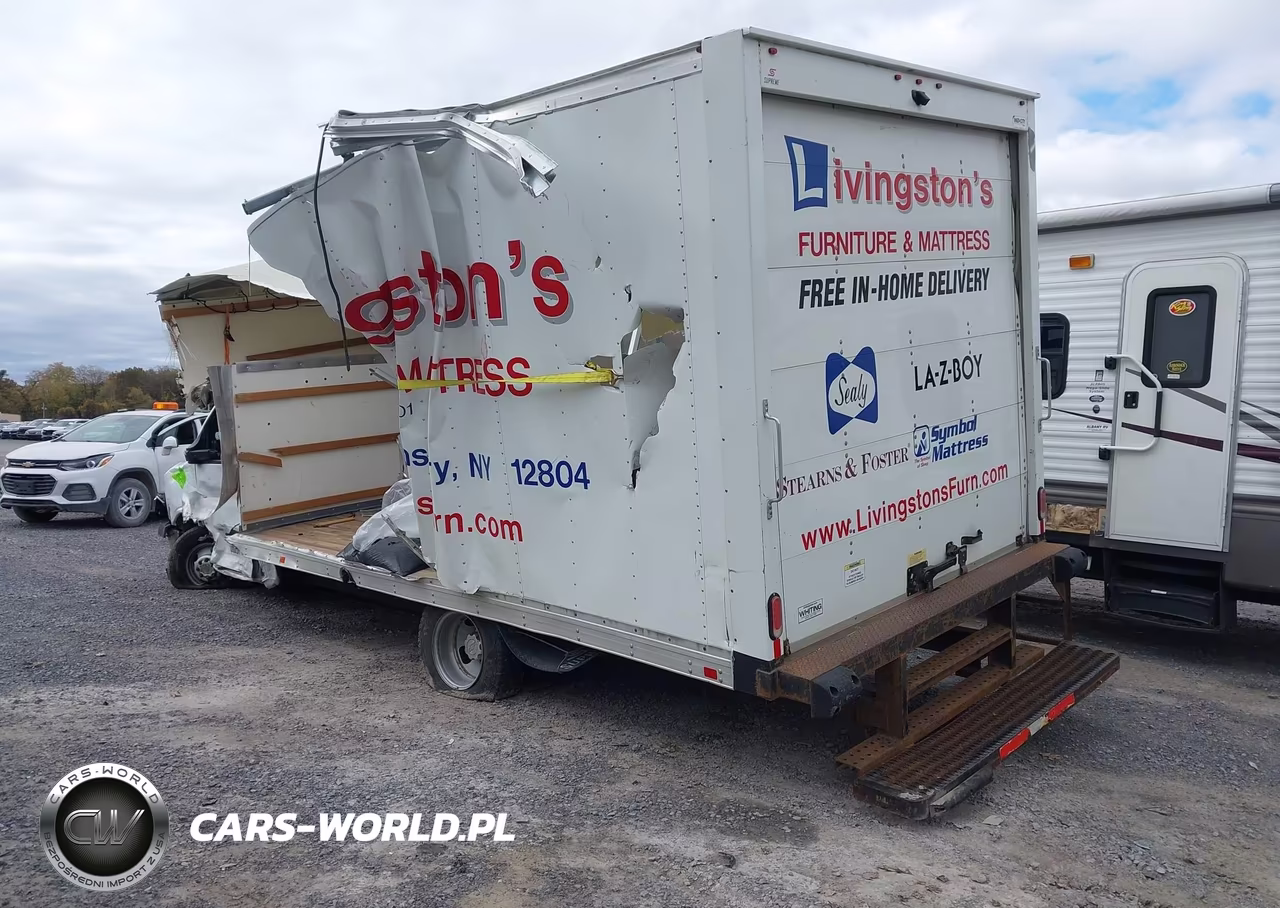2021 Chevrolet Express Cutaway Work Van VIN:1HA3GTC77MN007292 - 3