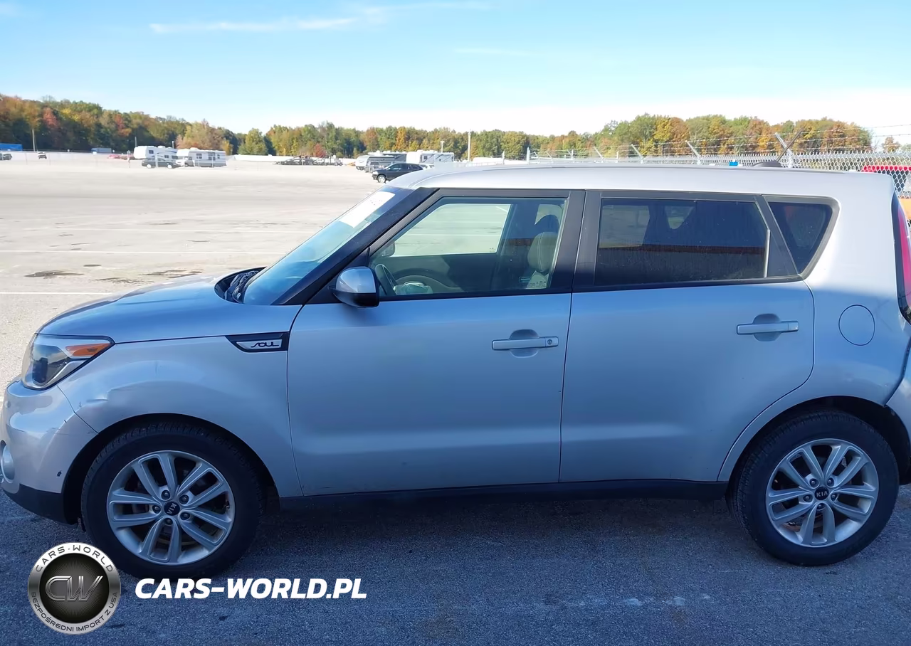 2017 Kia Soul + VIN:KNDJP3A51H7426505 - 14