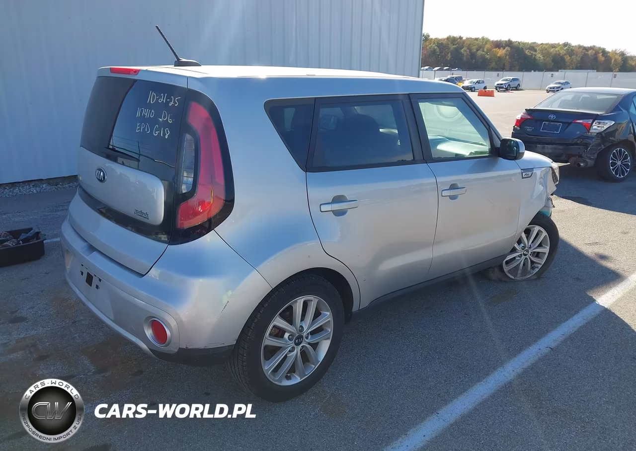 2017 Kia Soul + VIN:KNDJP3A51H7426505 - 4