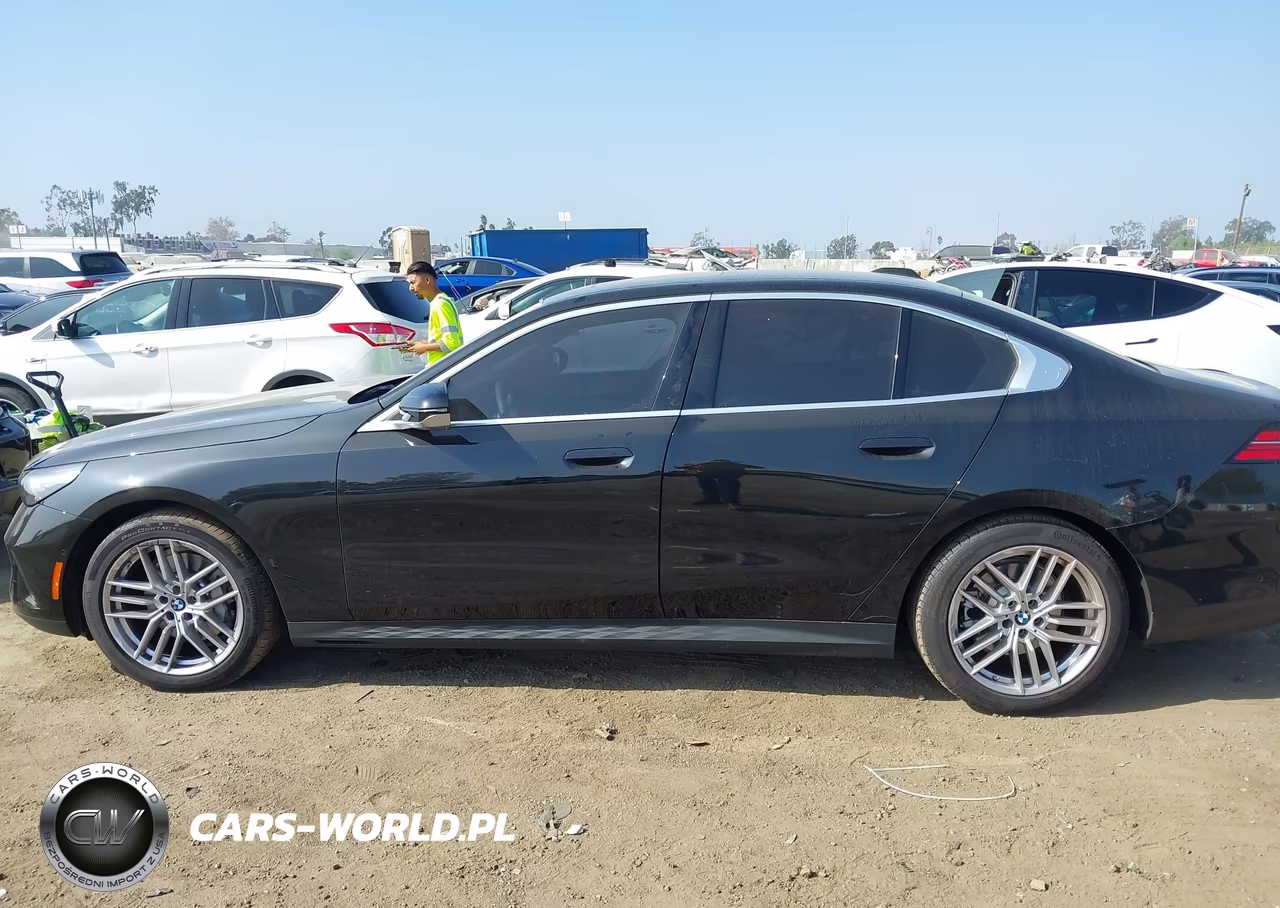 2024 BMW 530I VIN:WBA43FJ05RCT11006 - 14