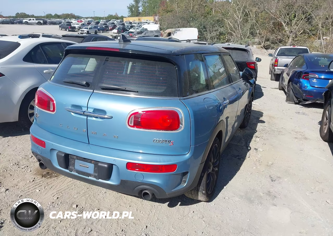 2017 Mini Clubman Cooper S VIN:WMWLU5C58H2E82156 - 4