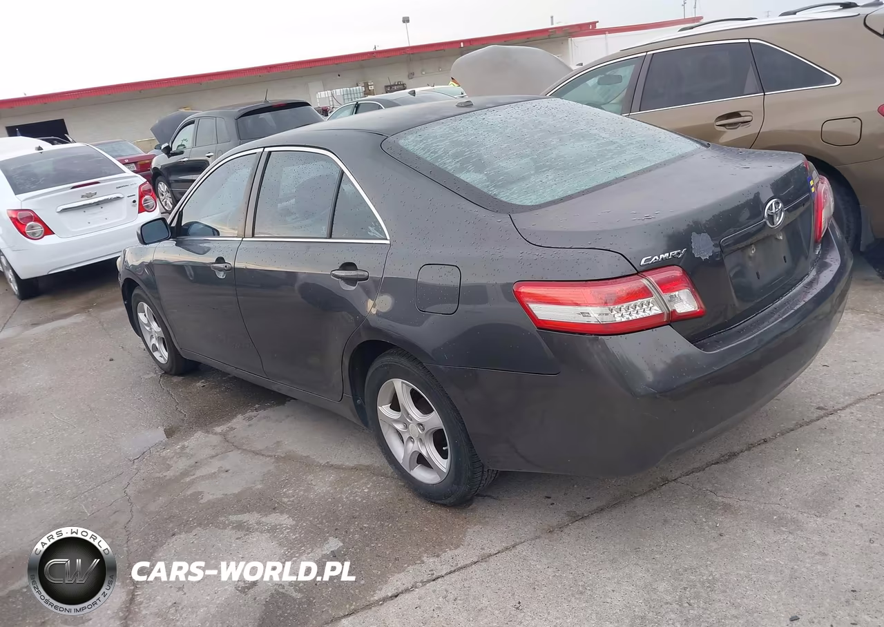 2011 Toyota Camry Le VIN:4T1BF3EK0BU130239 - 3