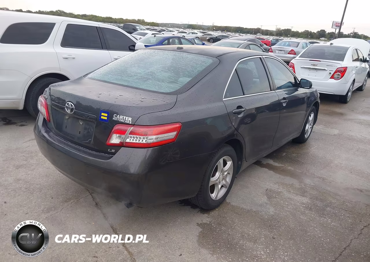 2011 Toyota Camry Le VIN:4T1BF3EK0BU130239 - 4