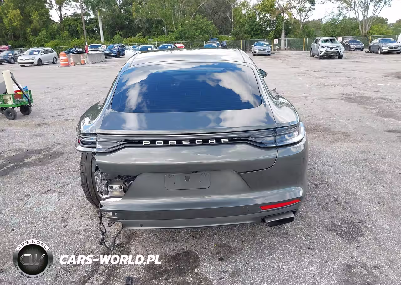 2022 Porsche Panamera 4-4 Platinum Edition-Platinum Edition VIN:WP0AJ2A72NL100678 - 16