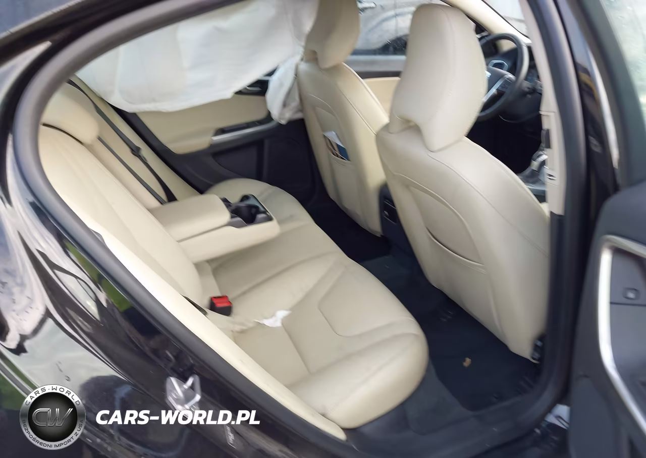2017 Volvo S60 T5 Dynamic VIN:YV126MFL3H2423939 - 8