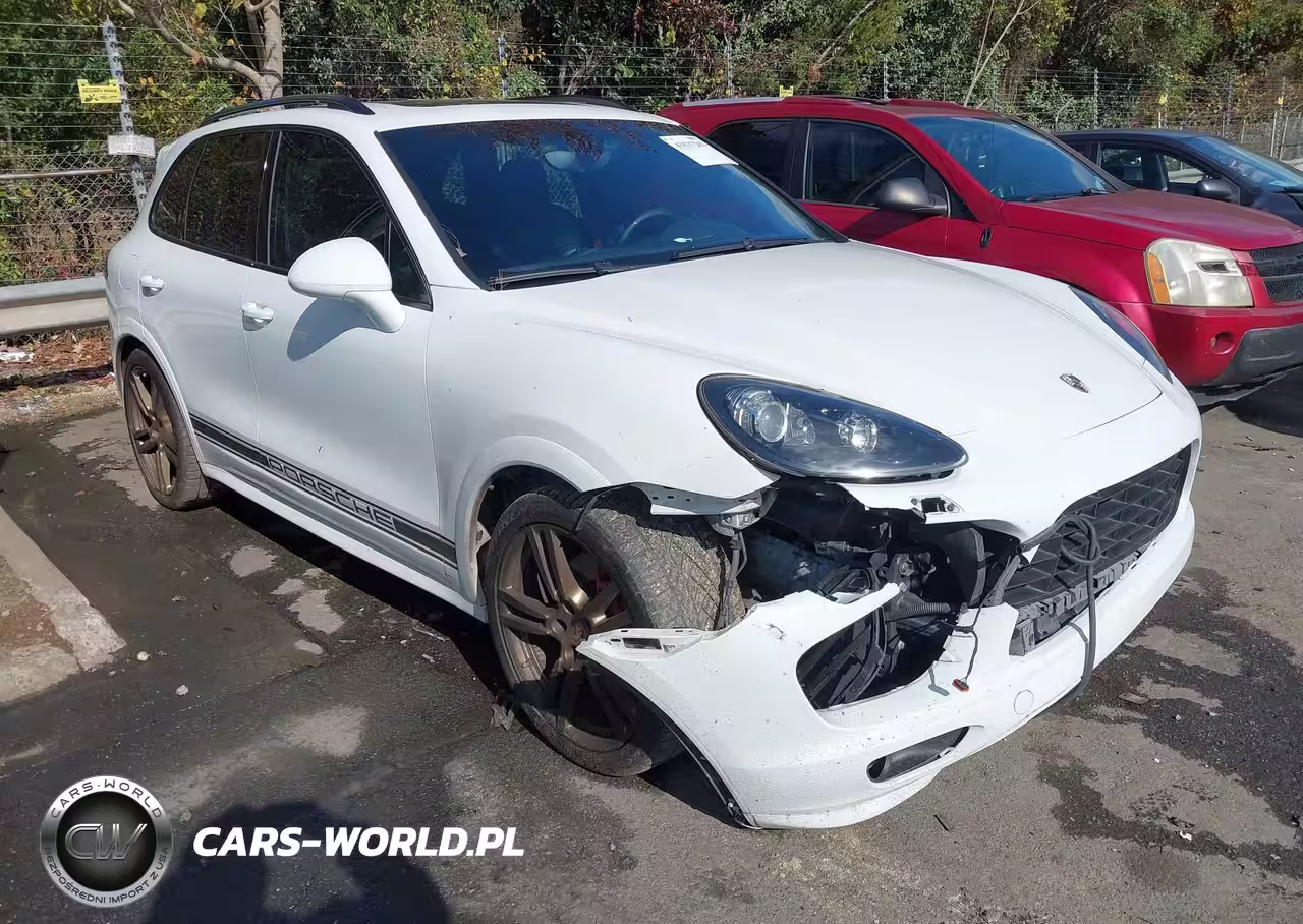 2014 Porsche Cayenne Gts