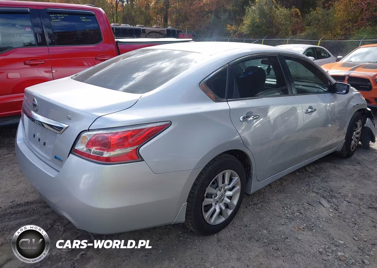 2014 Nissan Altima 2.5 S VIN:1N4AL3AP3EC297866 - 4
