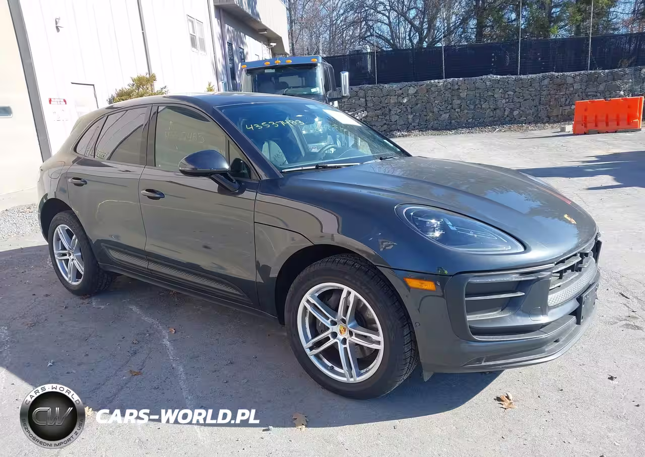 2025 Porsche Macan T