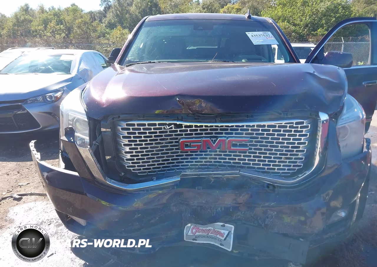 2017 GMC Yukon Denali VIN:1GKS1CKJ4HR304943 - 10