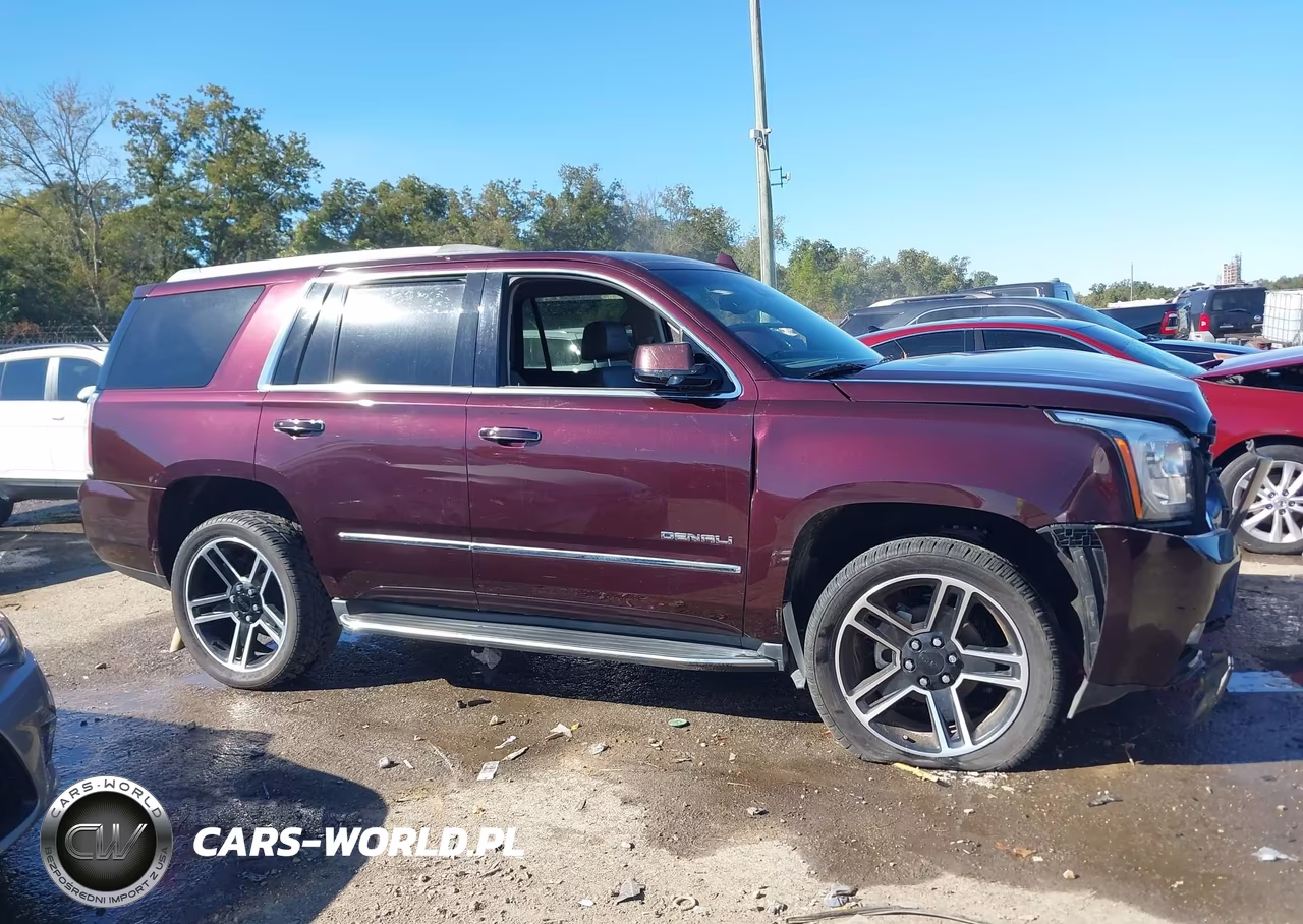 2017 GMC Yukon Denali VIN:1GKS1CKJ4HR304943 - 12