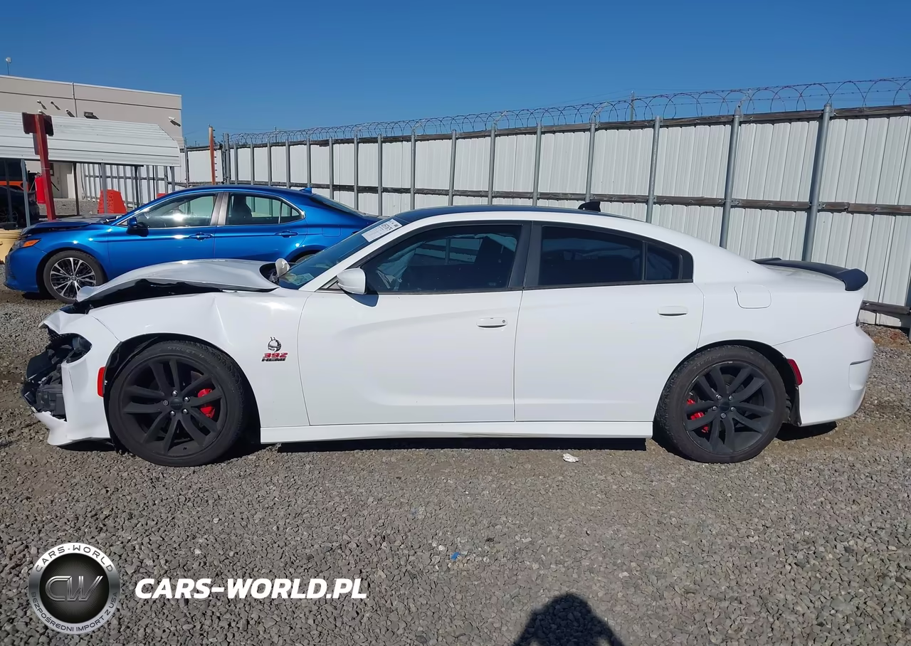 2016 Dodge Charger R-T Scat Pack VIN:2C3CDXGJ3GH132897 - 14