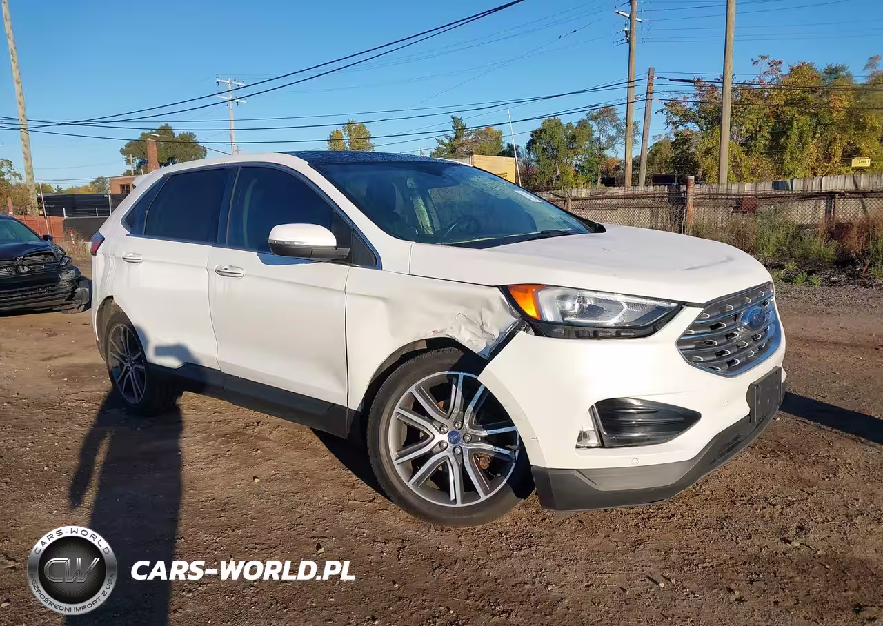 2020 Ford Edge Titanium