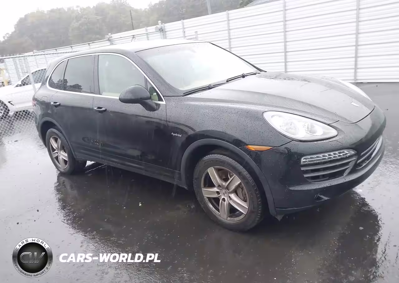2011 Porsche Cayenne Hybrid S