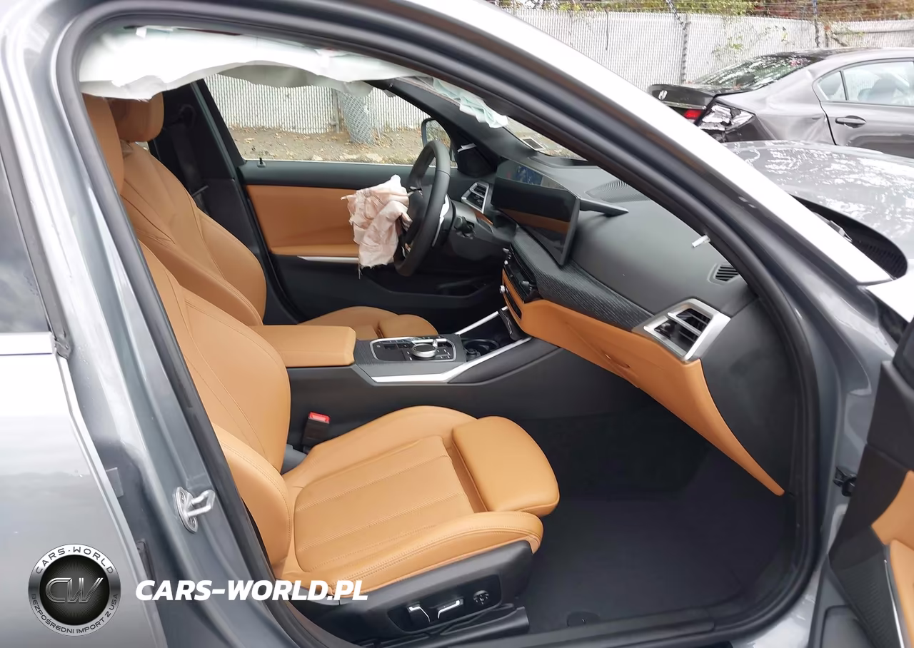 2025 BMW 330I xDrive VIN:3MW89CW0XS8F15949 - 5