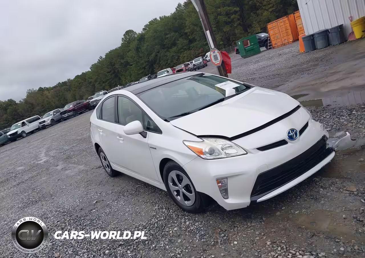 2015 Toyota Prius Three