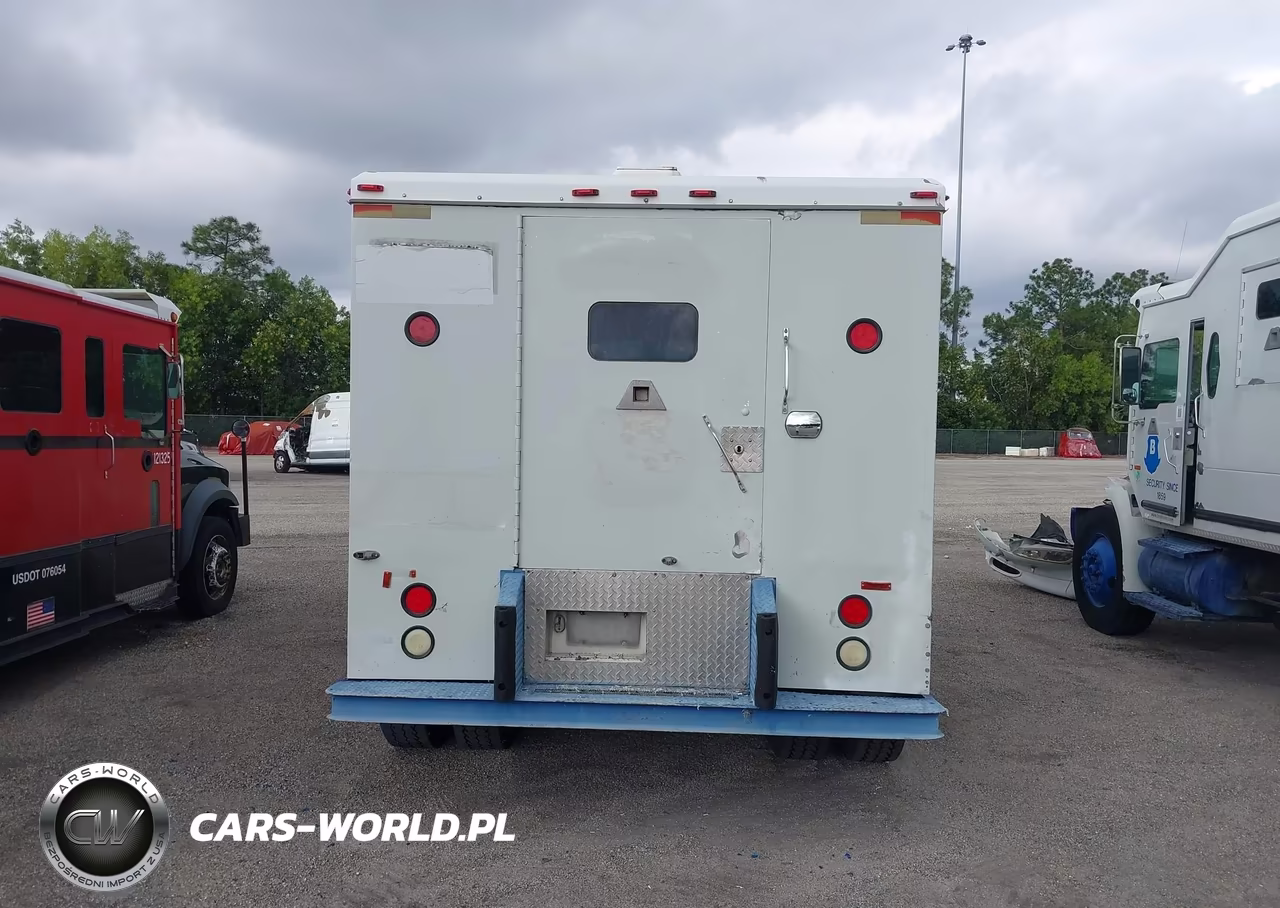 2001 International 4000 4700 VIN:1HTSCAAM61H382810 - 14