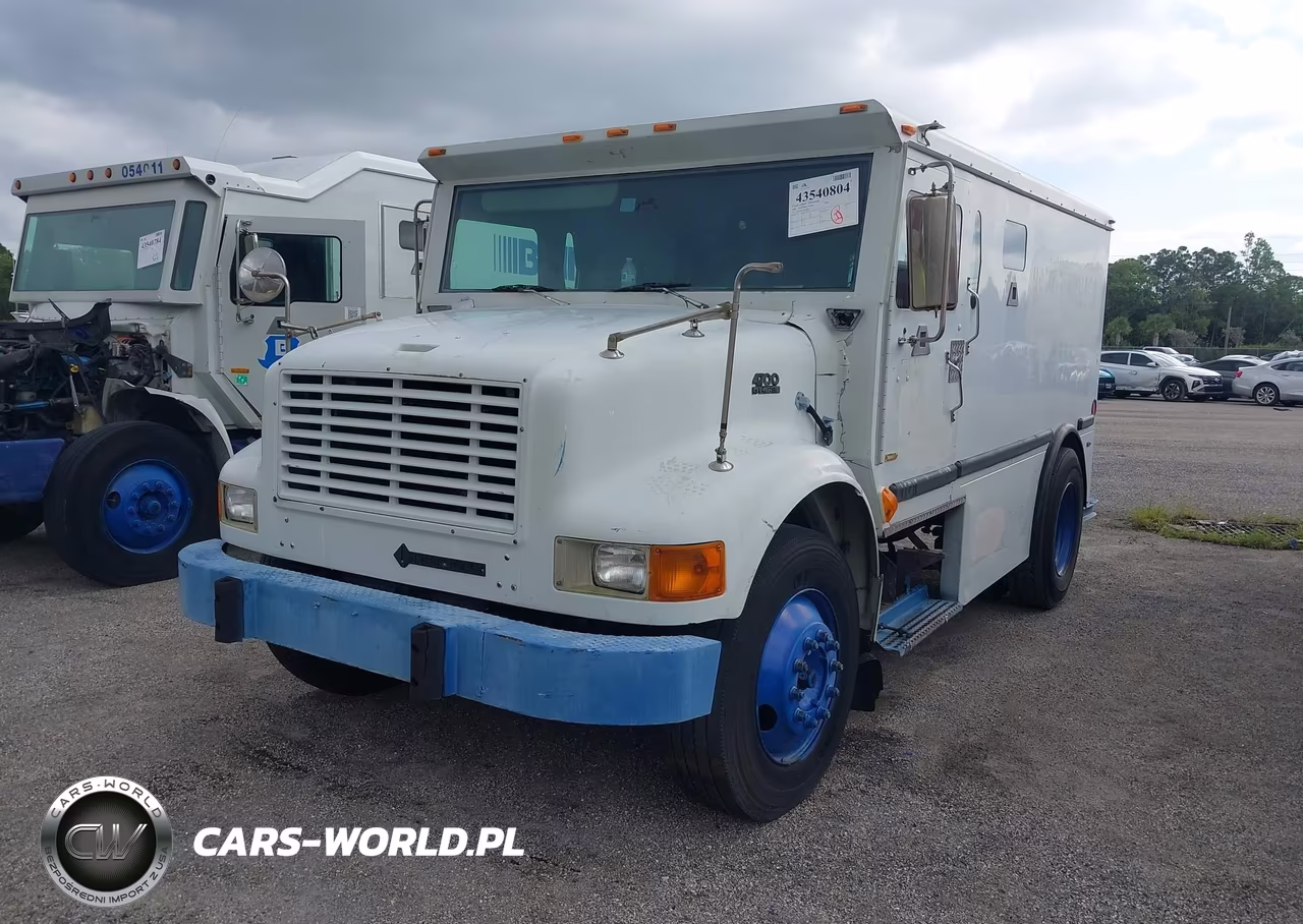 2001 International 4000 4700 VIN:1HTSCAAM61H382810 - 2