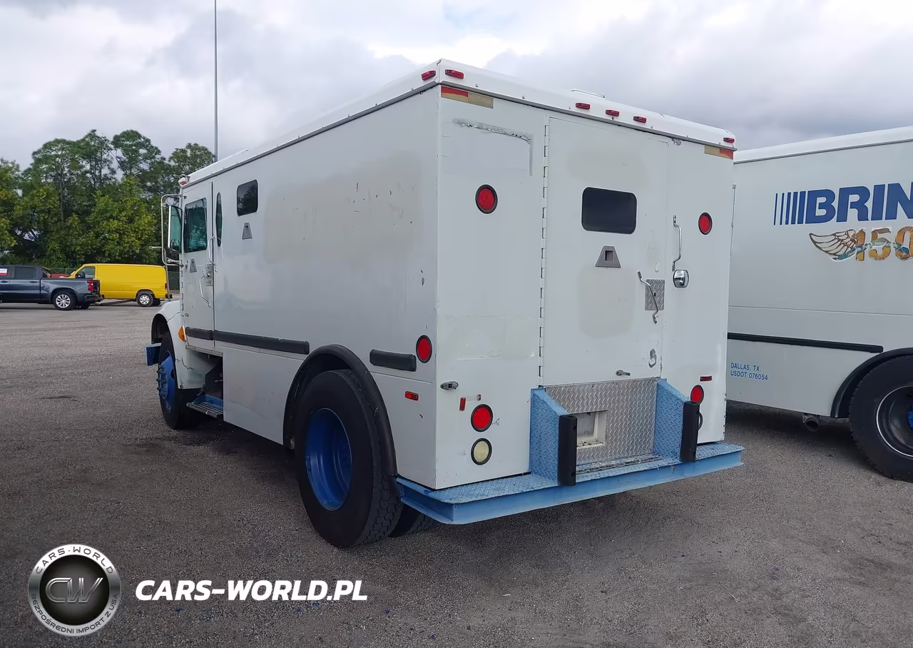 2001 International 4000 4700 VIN:1HTSCAAM61H382810 - 3