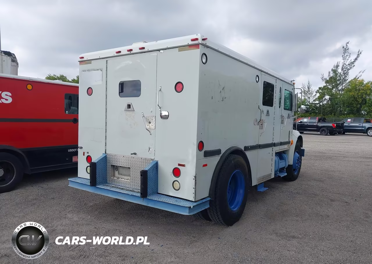 2001 International 4000 4700 VIN:1HTSCAAM61H382810 - 4