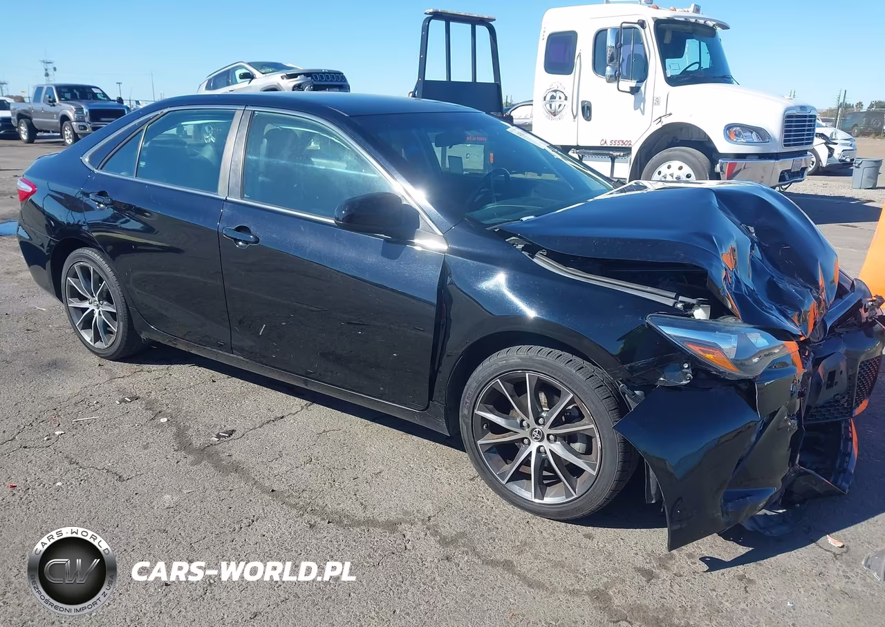 2015 Toyota Camry Xse