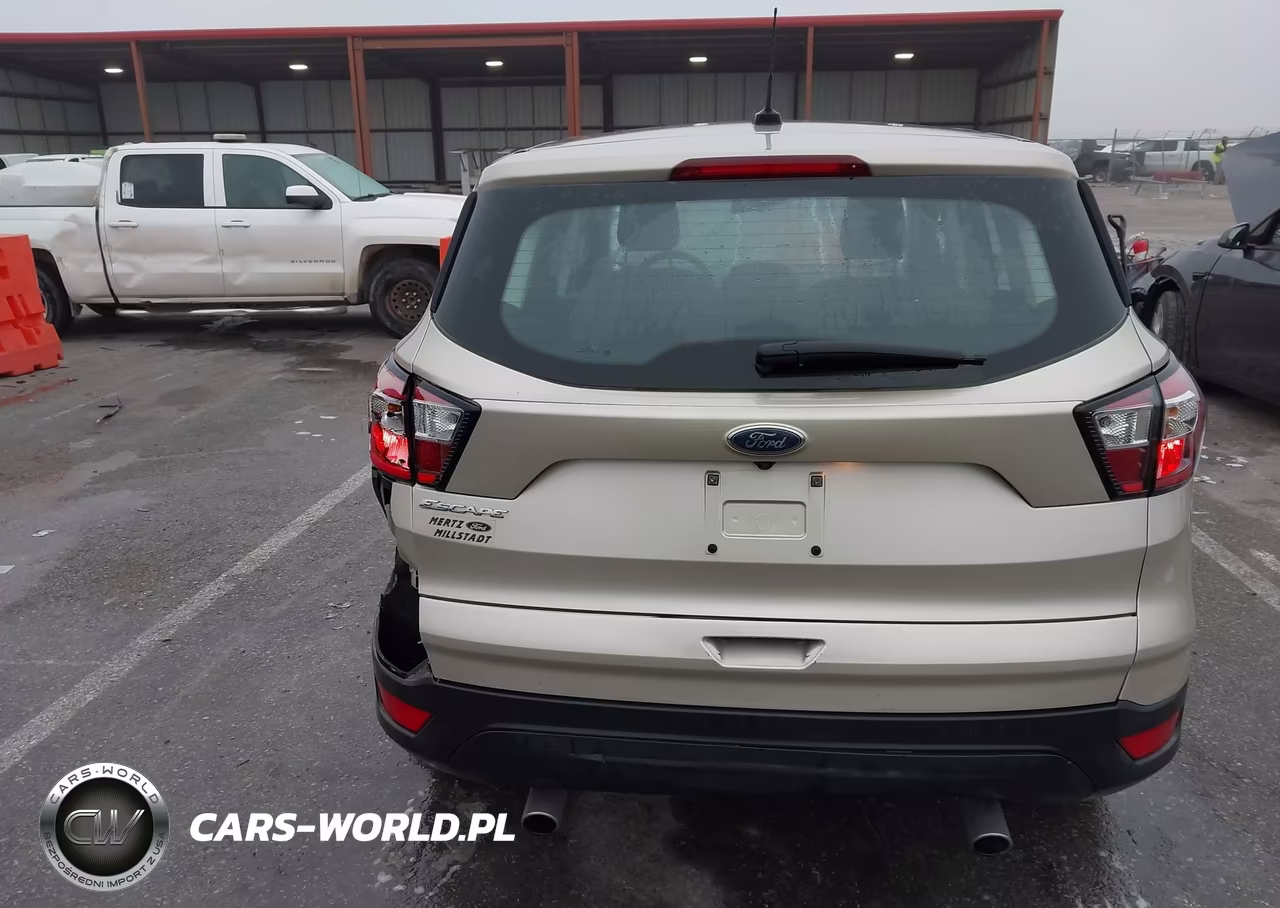2018 Ford Escape S VIN:1FMCU0F7XJUA18985 - 15