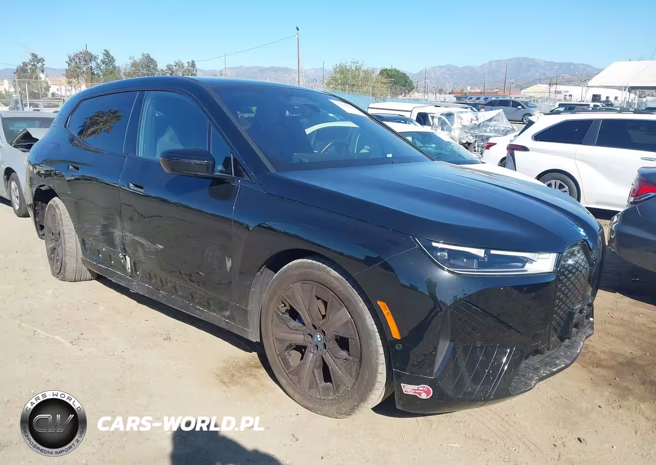 2025 BMW Ix xDrive50