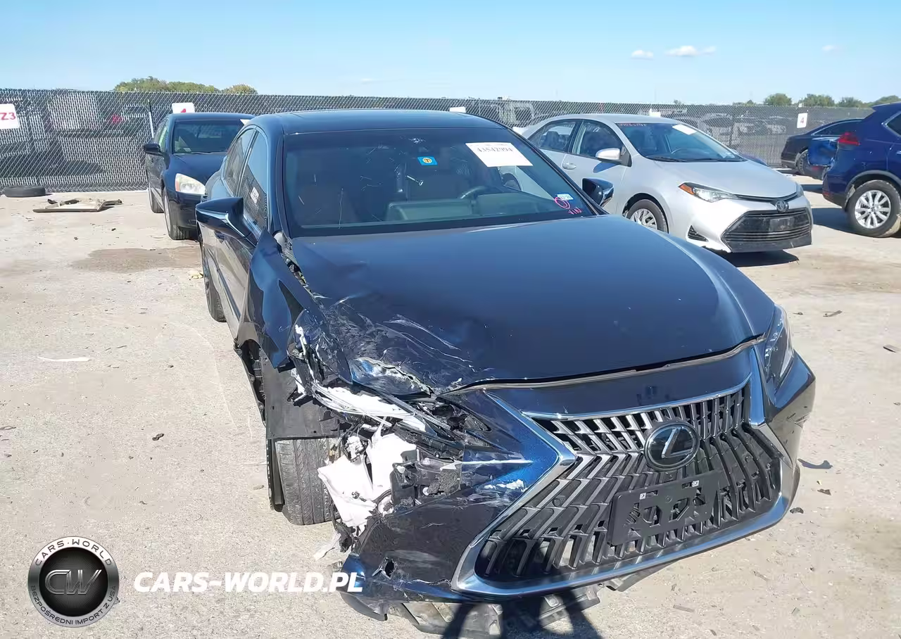 2024 Lexus Es 300H Ultra Luxury