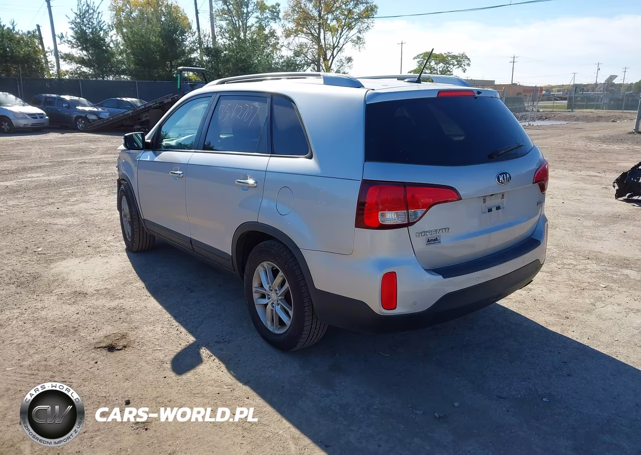 2014 Kia Sorento Lx VIN:5XYKT3A62EG496361 - 3