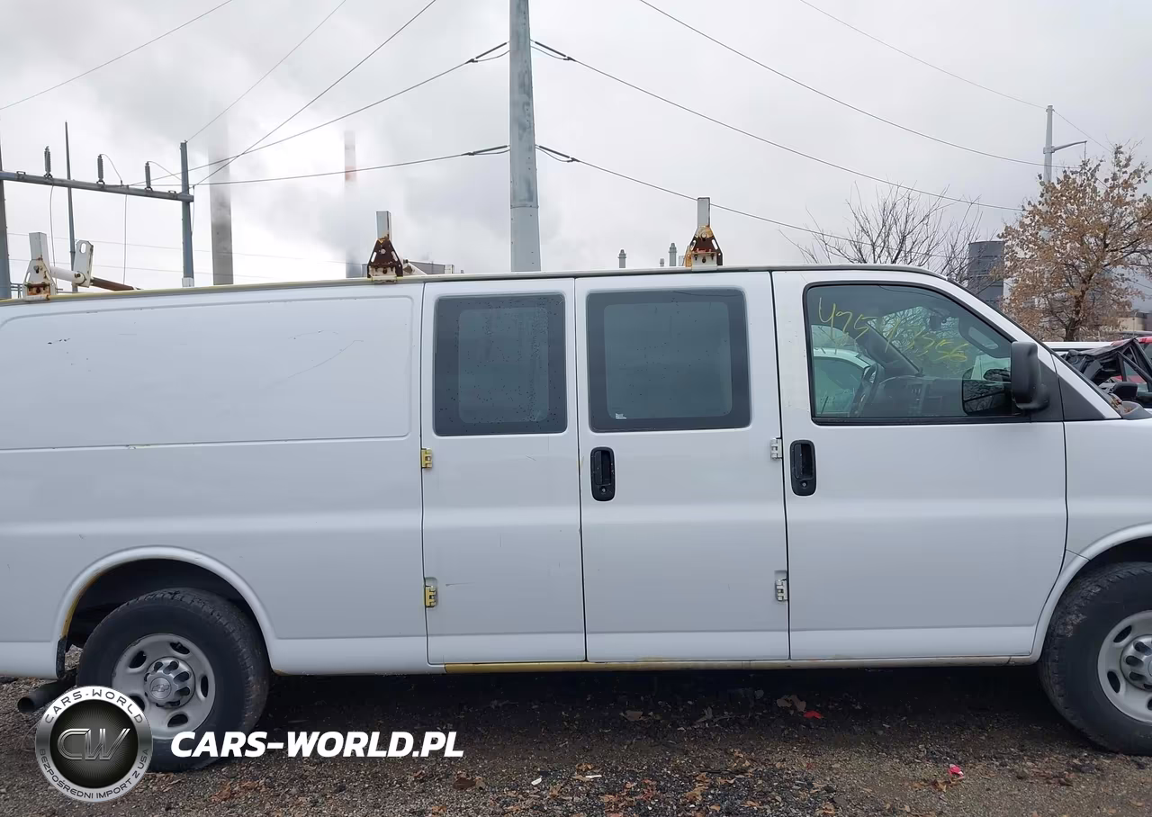 2017 Chevrolet Express 2500 Work Van VIN:1GCWGBFF8H1306446 - 13