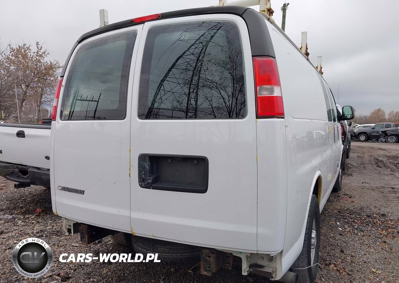 2017 Chevrolet Express 2500 Work Van VIN:1GCWGBFF8H1306446 - 6