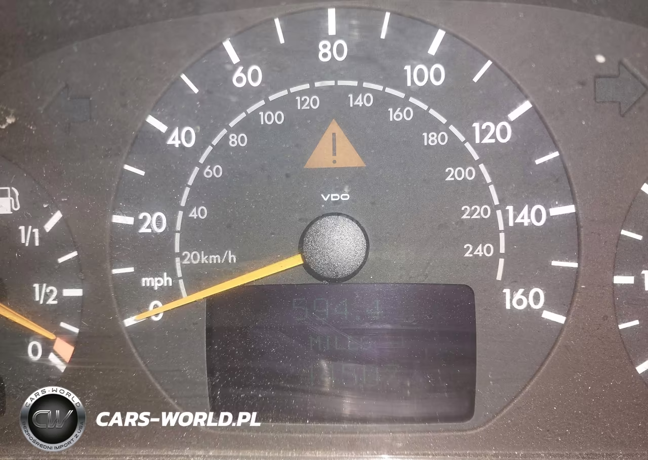 2001 Mercedes-Benz E 320 VIN:WDBJF65J31B215139 - 15