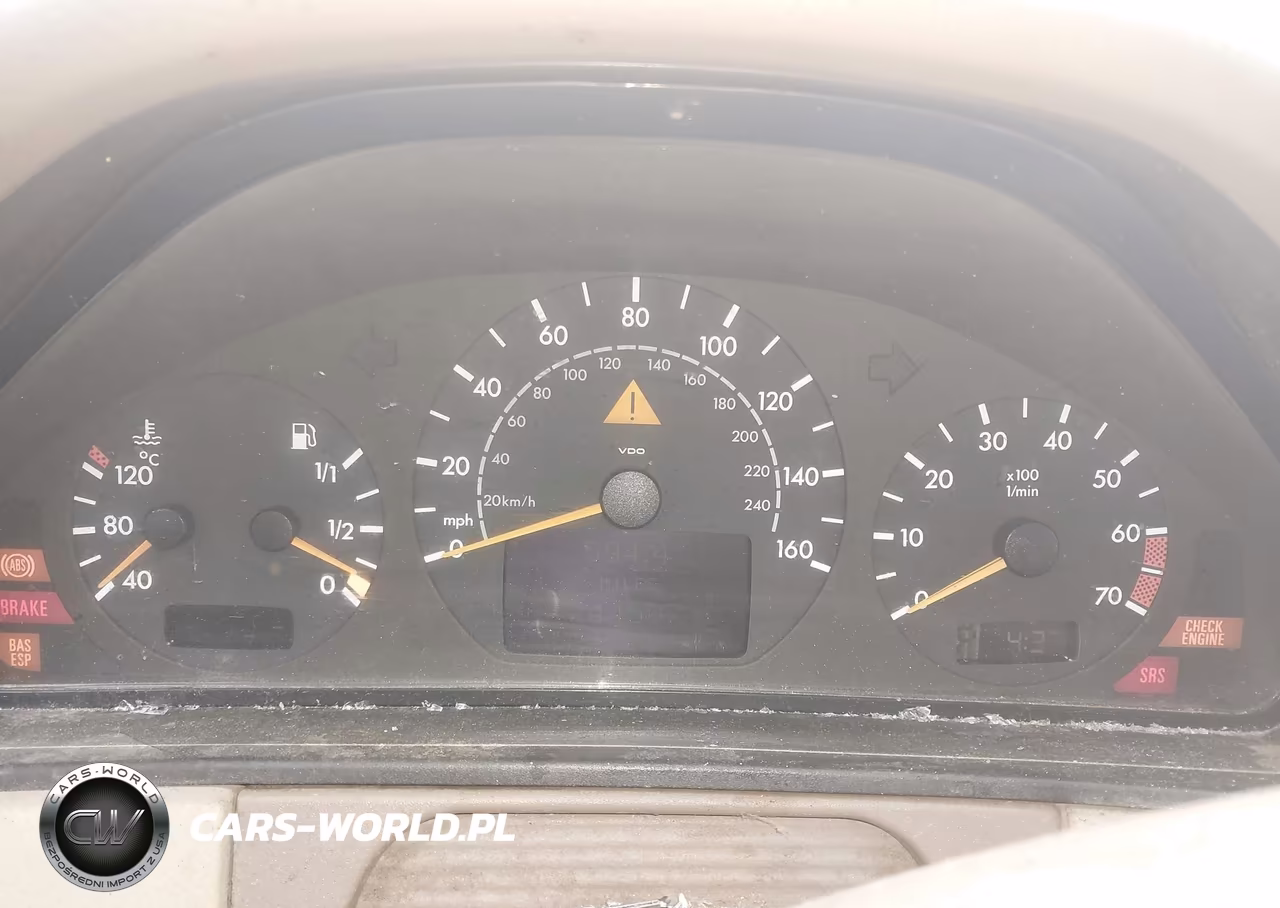 2001 Mercedes-Benz E 320 VIN:WDBJF65J31B215139 - 7