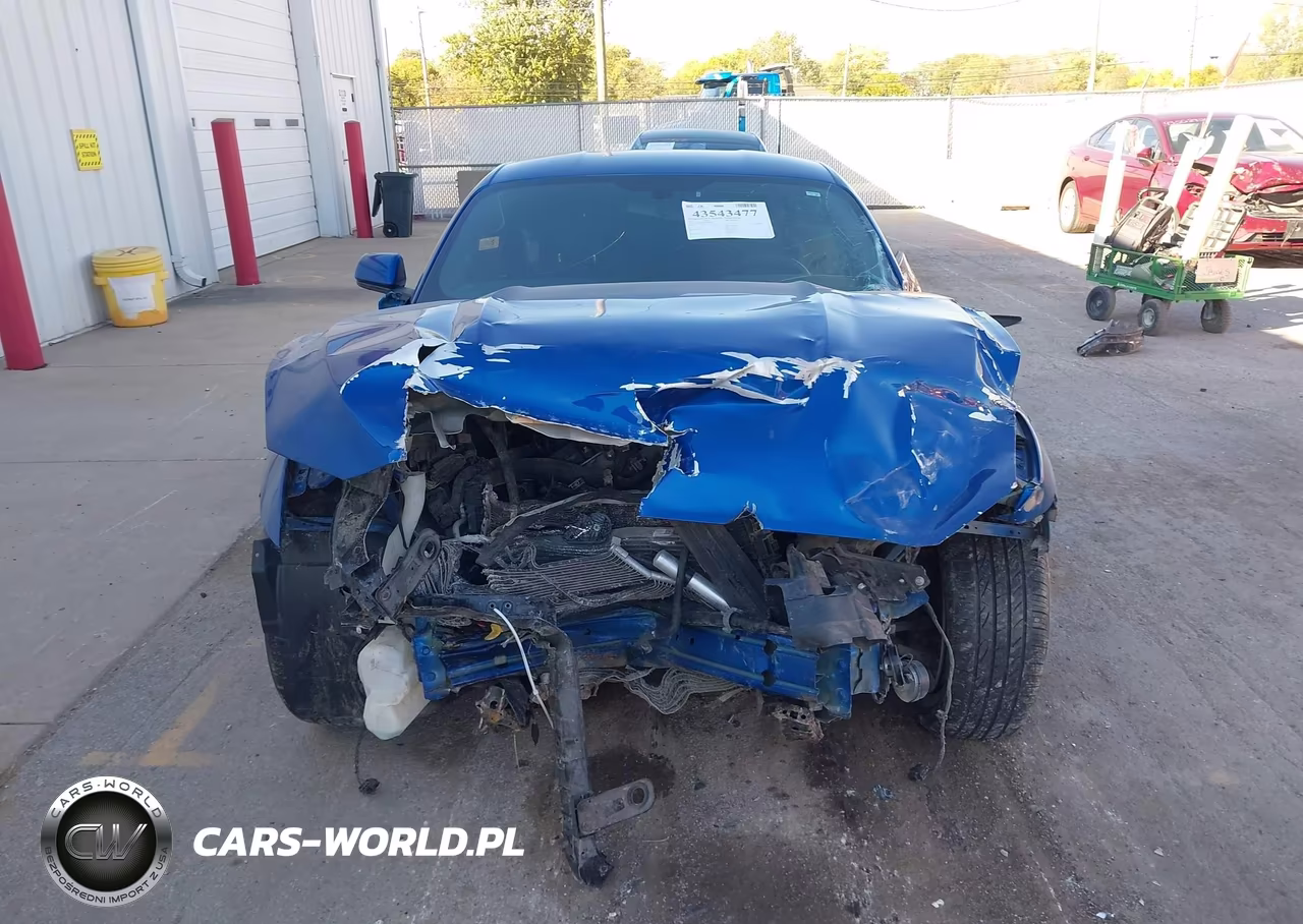 2017 Ford Mustang V6 VIN:1FA6P8AM0H5226629 - 12