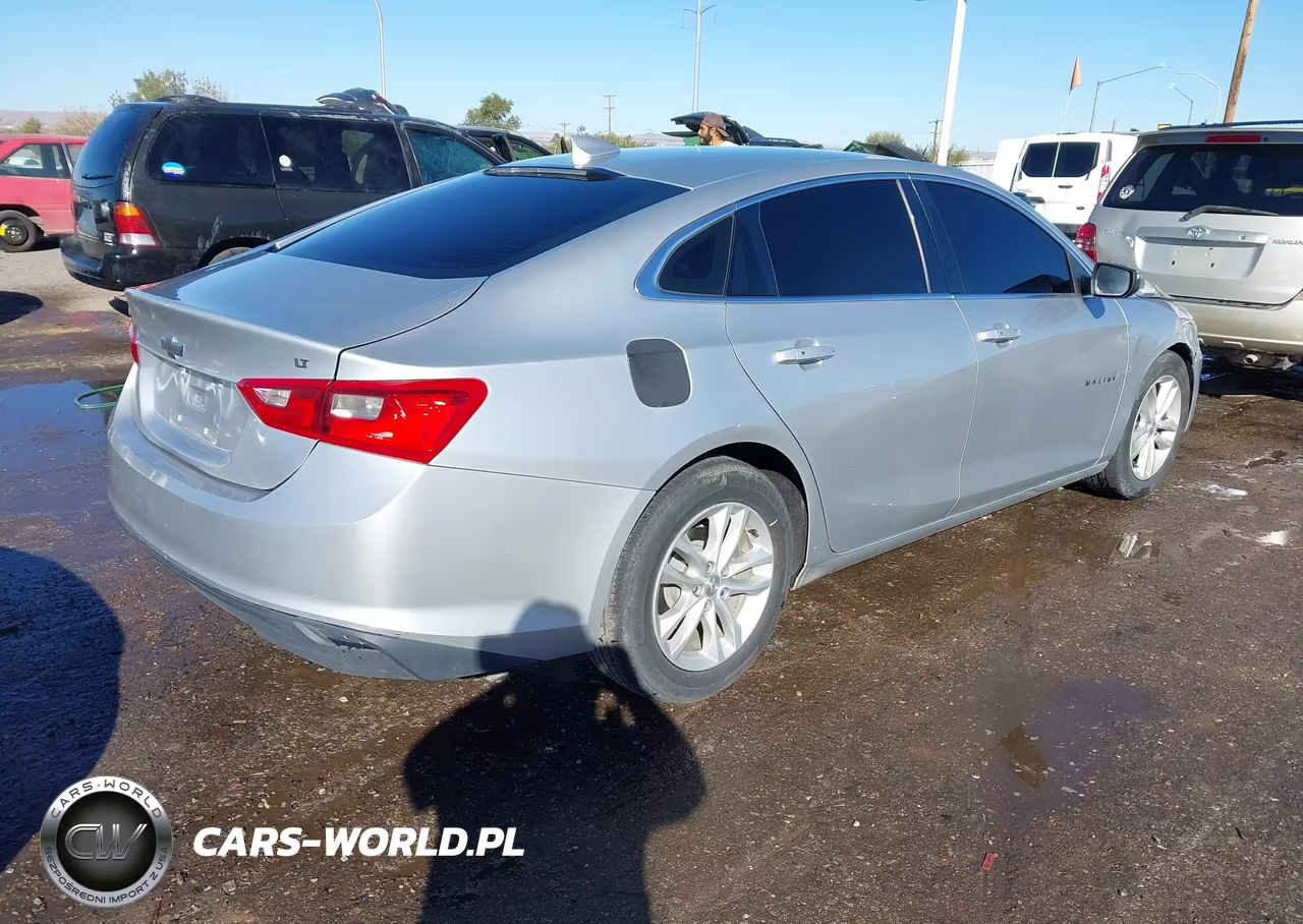 2018 Chevrolet Malibu Lt VIN:1G1ZD5ST8JF159081 - 4