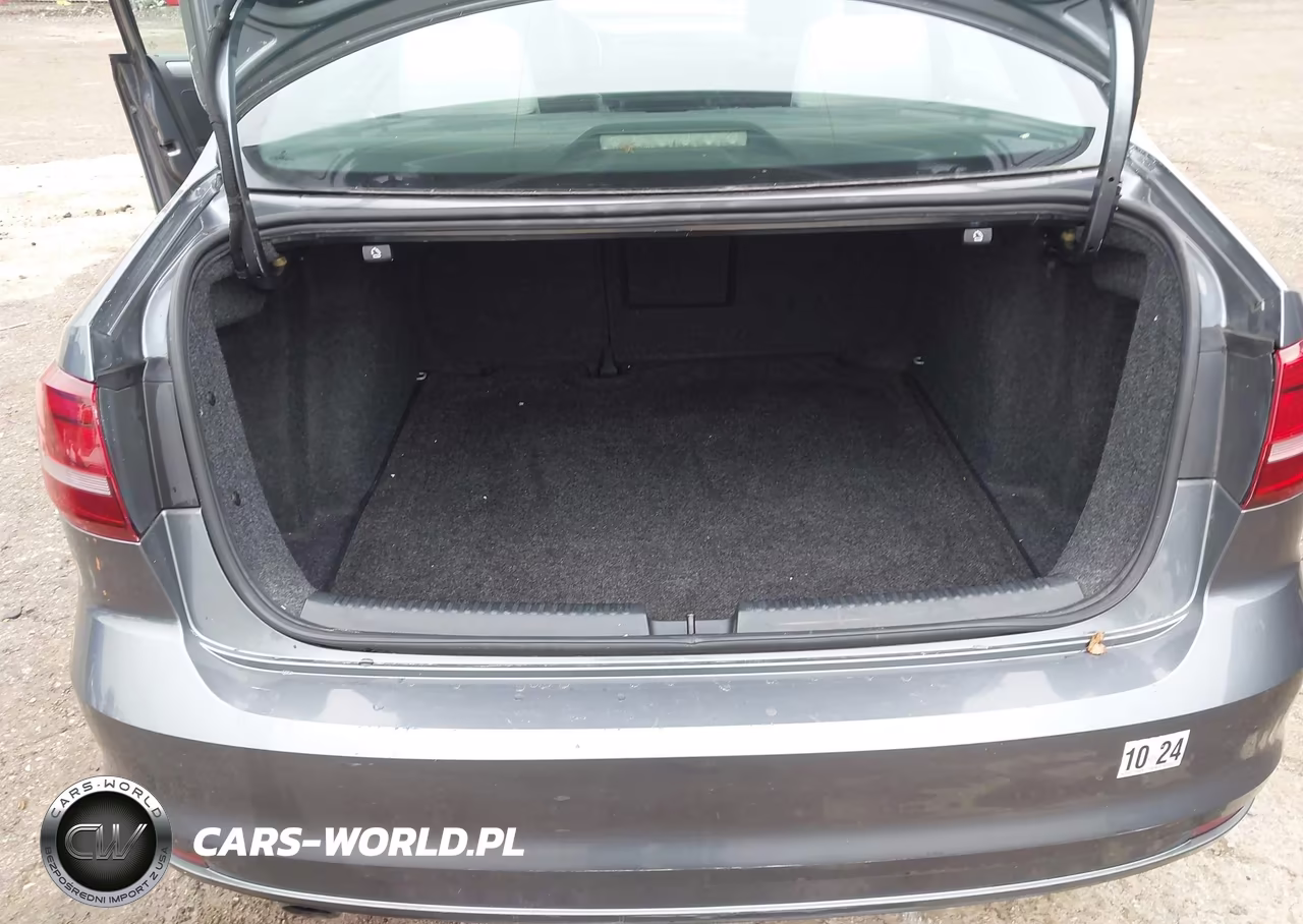 2016 Volkswagen Jetta 1.8T Sport VIN:3VWD17AJ8GM255319 - 17