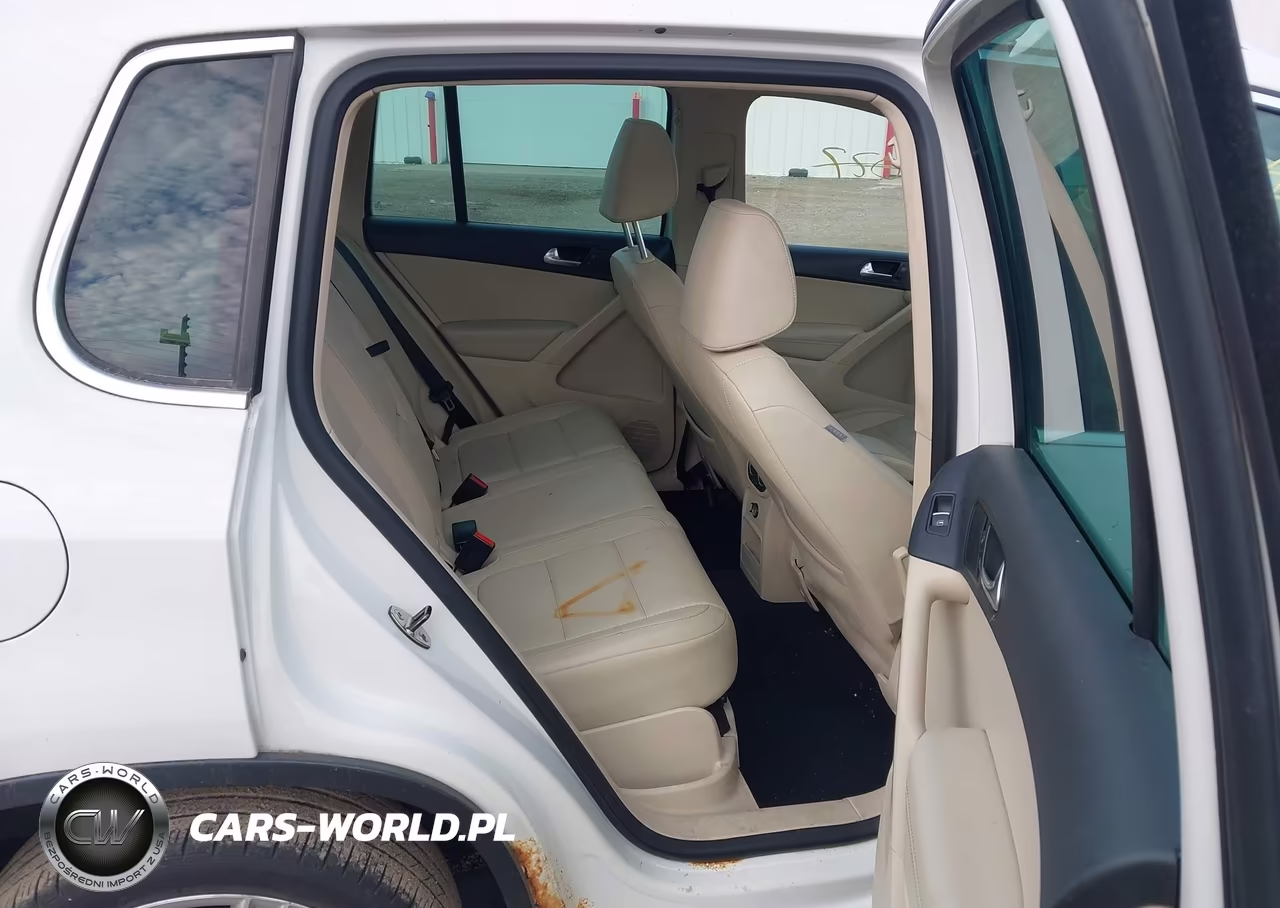 2011 Volkswagen Tiguan Se VIN:WVGAV7AX6BW513761 - 8