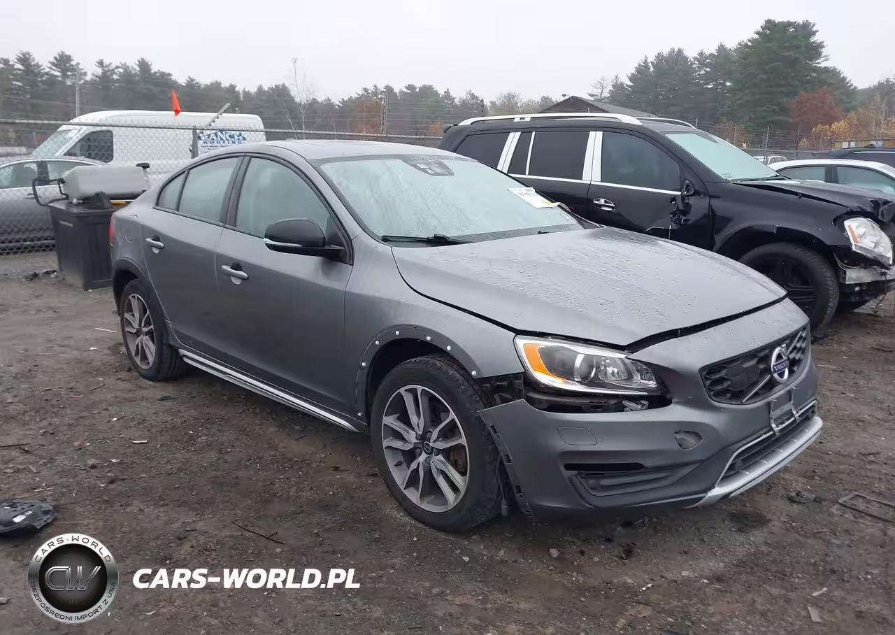 2018 Volvo S60 Cross Country T5