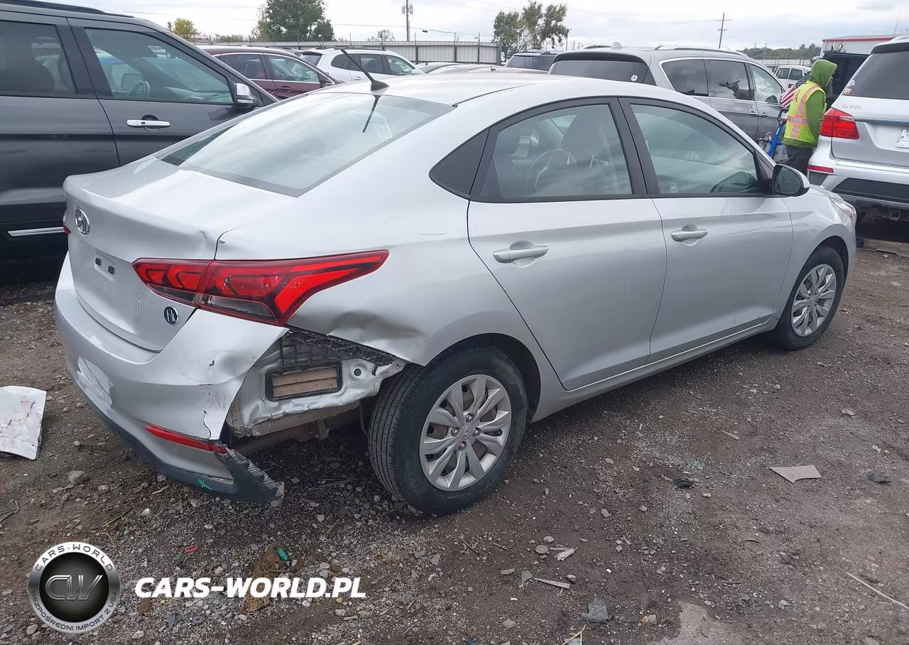 2021 Hyundai Accent Se VIN:3KPC24A66ME147115 - 4