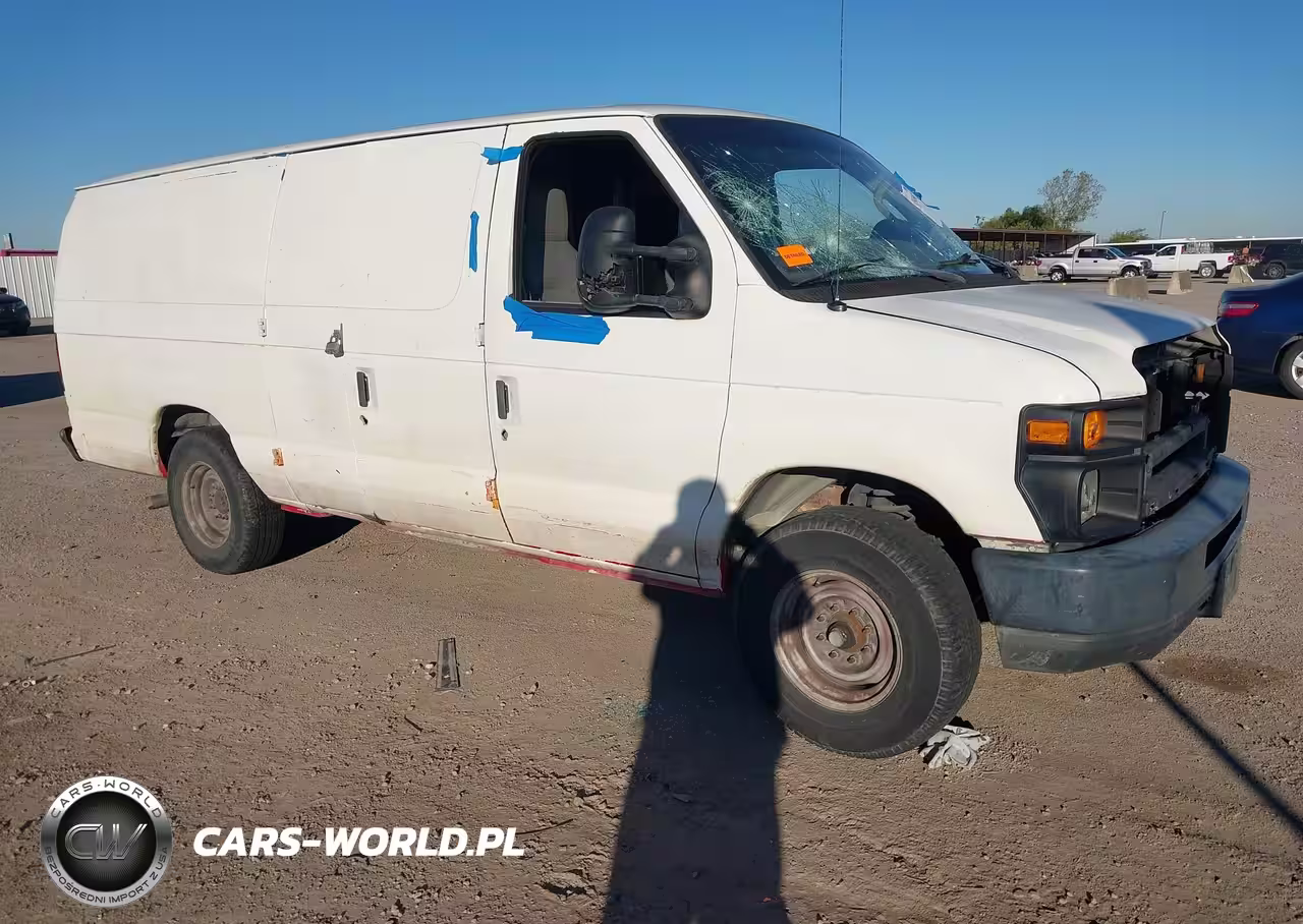 2013 Ford E-350 Super Duty Commercial