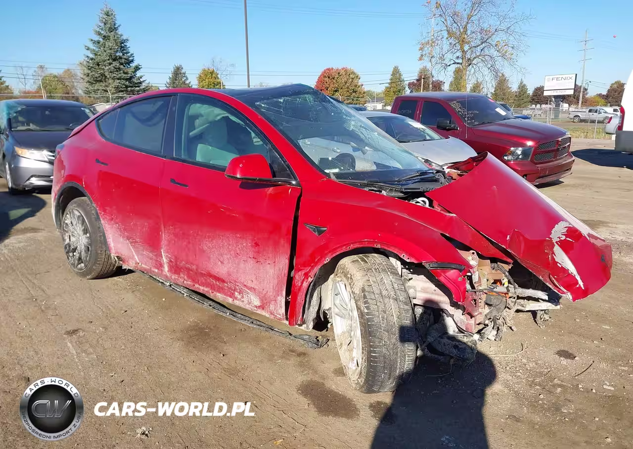 2022 Tesla Model Y Long Range Dual Motor All-Wheel Drive